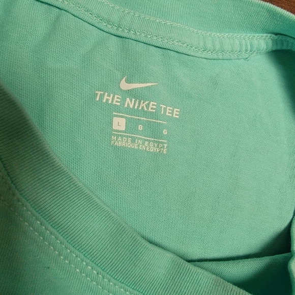Women's Nike Crop and Tank Top Bundle size L - Picture 4 of 10